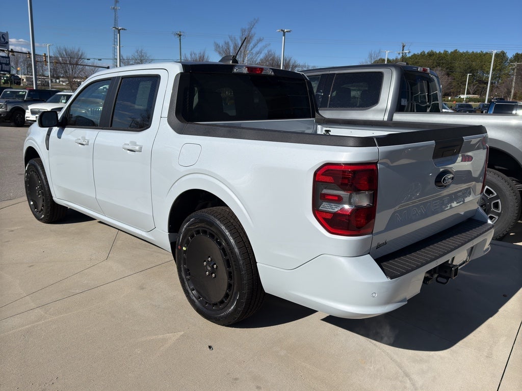 2026 Ford Maverick Lobo Standard