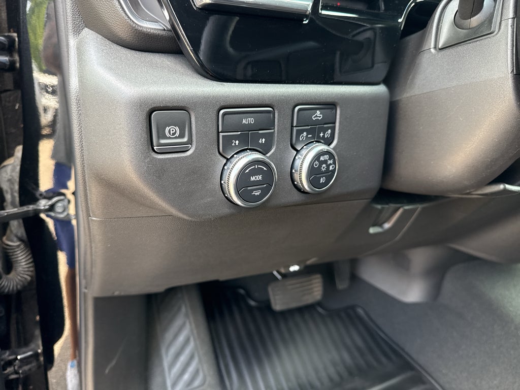 2024 GMC Sierra Elevation