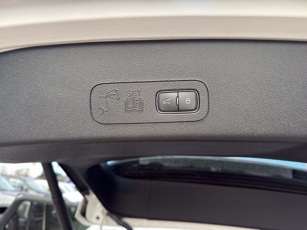 2023 Lincoln Aviator Standard