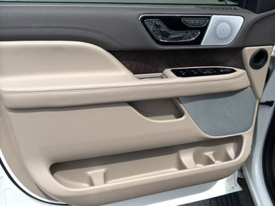 2023 Lincoln Navigator L Reserve