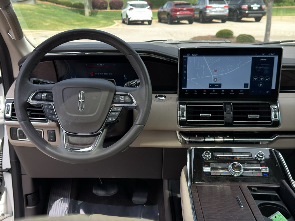 2023 Lincoln Navigator L Reserve
