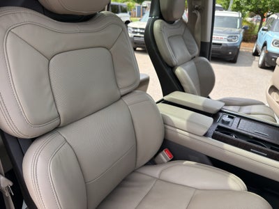2023 Lincoln Navigator L Reserve