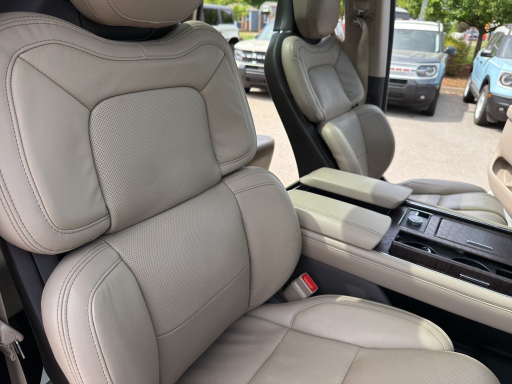 2023 Lincoln Navigator L Reserve