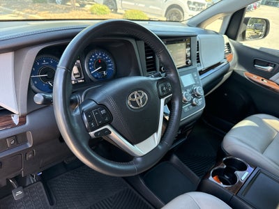 2020 Toyota Sienna Limited