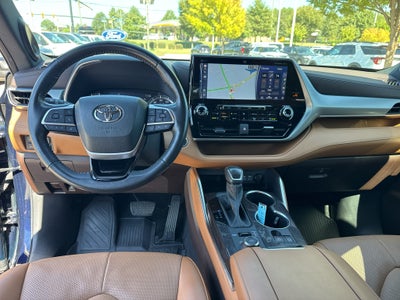 2022 Toyota Highlander Platinum