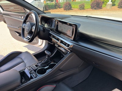 2022 Kia K5 GT