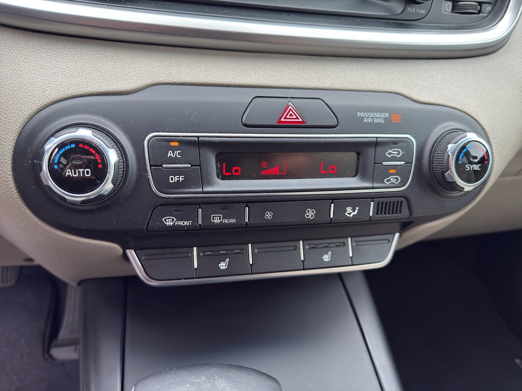 2020 Kia Sorento LX