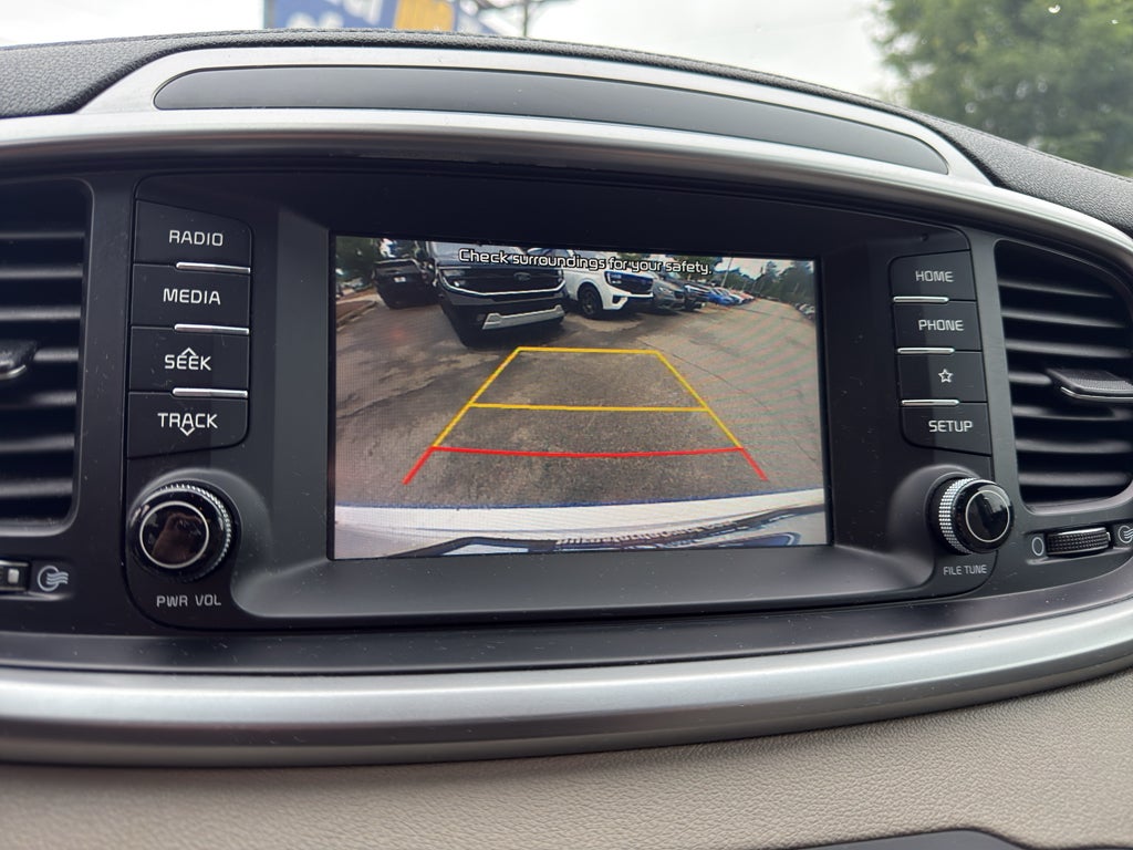 2020 Kia Sorento LX