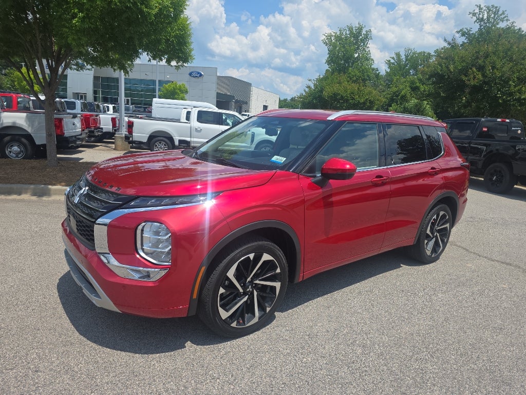 2023 Mitsubishi Outlander SEL