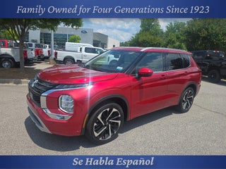 2023 Mitsubishi Outlander SEL