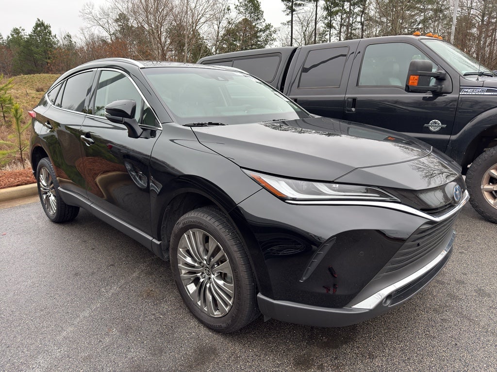 2023 Toyota Venza XLE