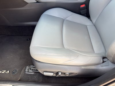 2023 Toyota Venza XLE