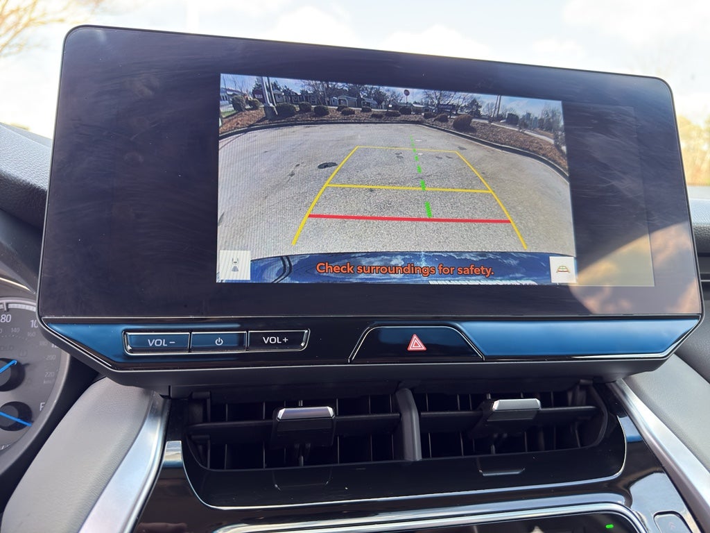 2023 Toyota Venza XLE