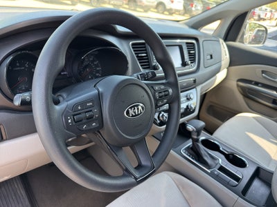 2021 Kia Sedona LX