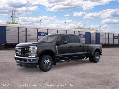 2026 Ford Super Duty F-350® XLT