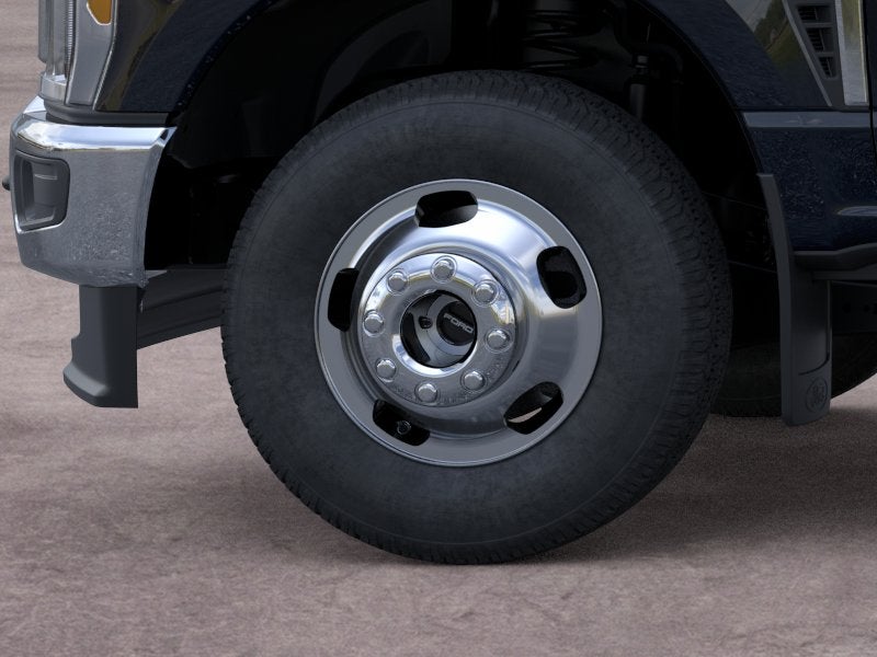 2026 Ford Super Duty F-350® XLT