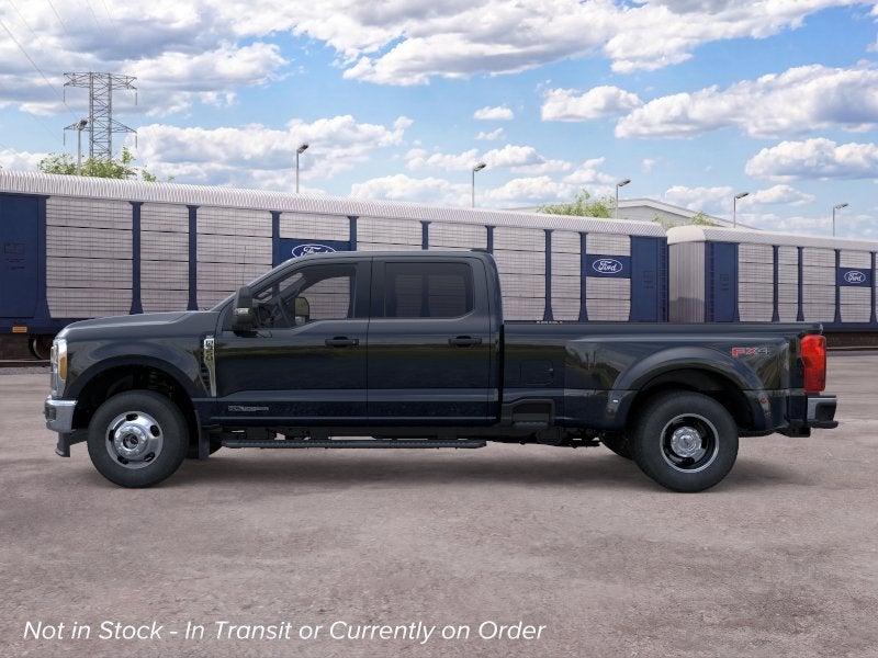 2026 Ford Super Duty F-350® XLT