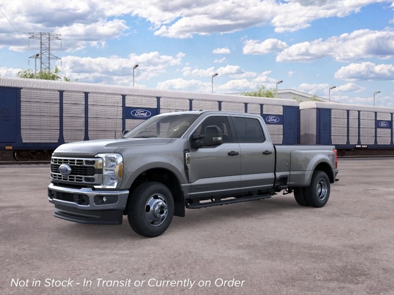 2026 Ford Super Duty F-350® XLT