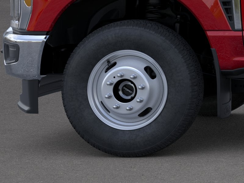 2026 Ford Super Duty F-350® XLT