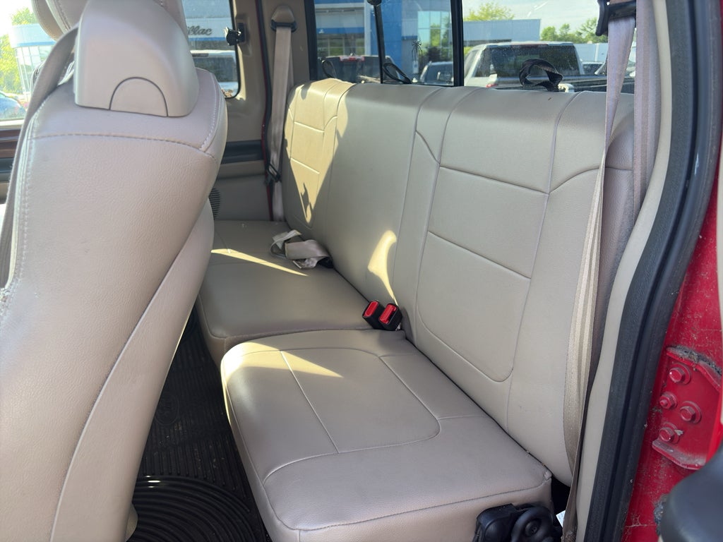 2005 Ford Super Duty F-350 SRW XL