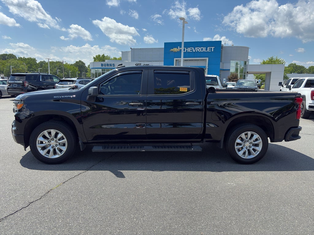 2024 Chevrolet Silverado 1500 Custom