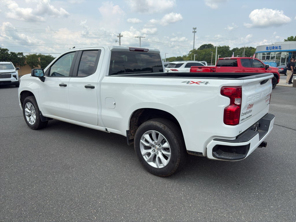 2025 Chevrolet Silverado 1500 Custom