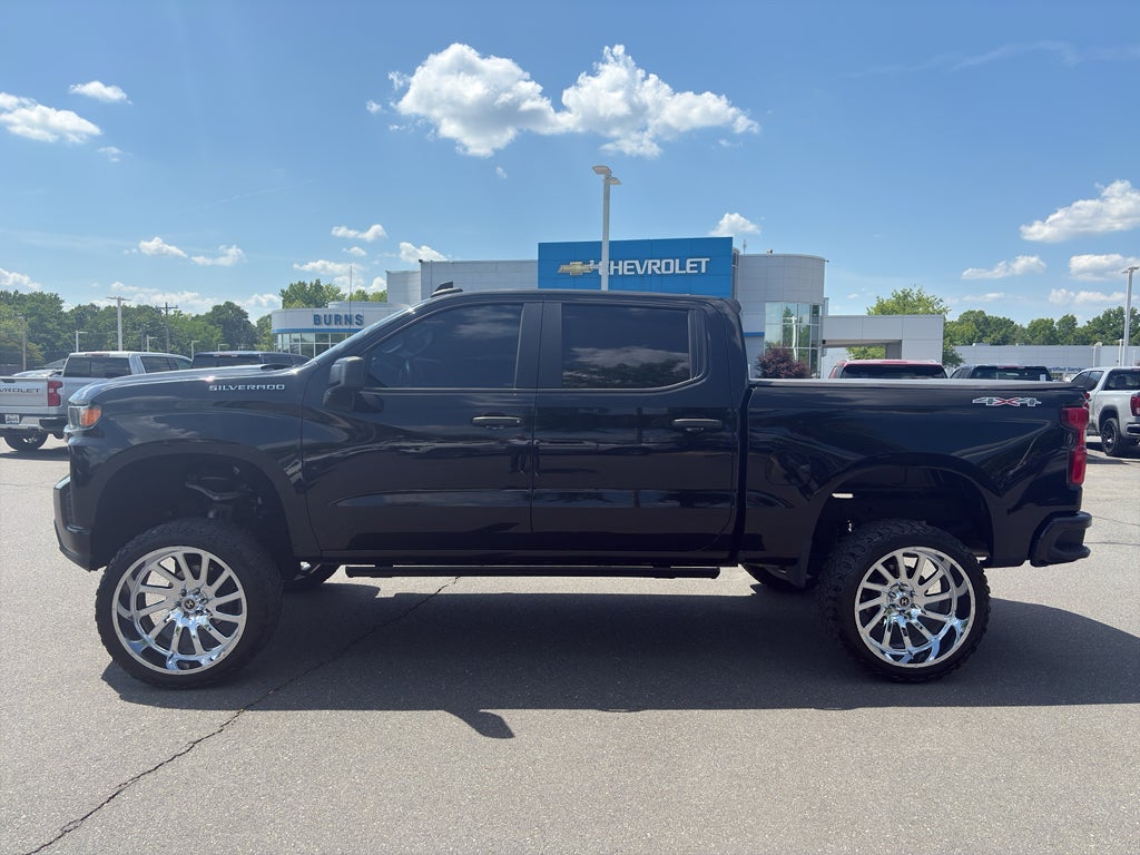 2020 Chevrolet Silverado 1500 Custom