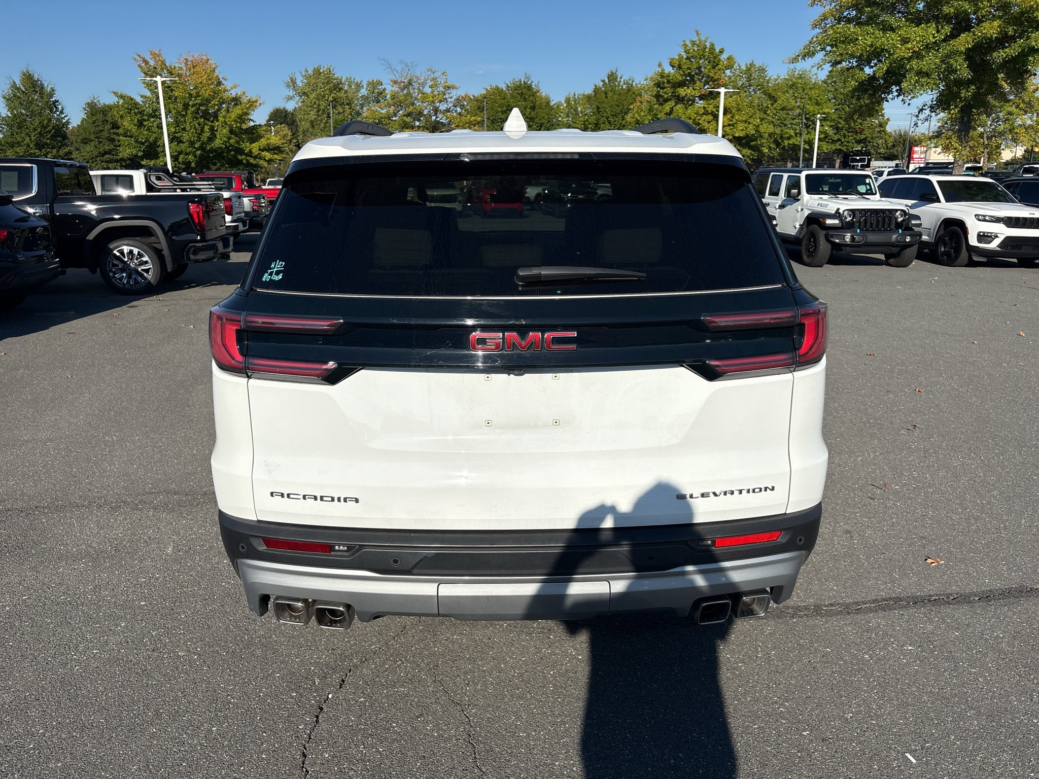 2026 GMC Acadia Elevation
