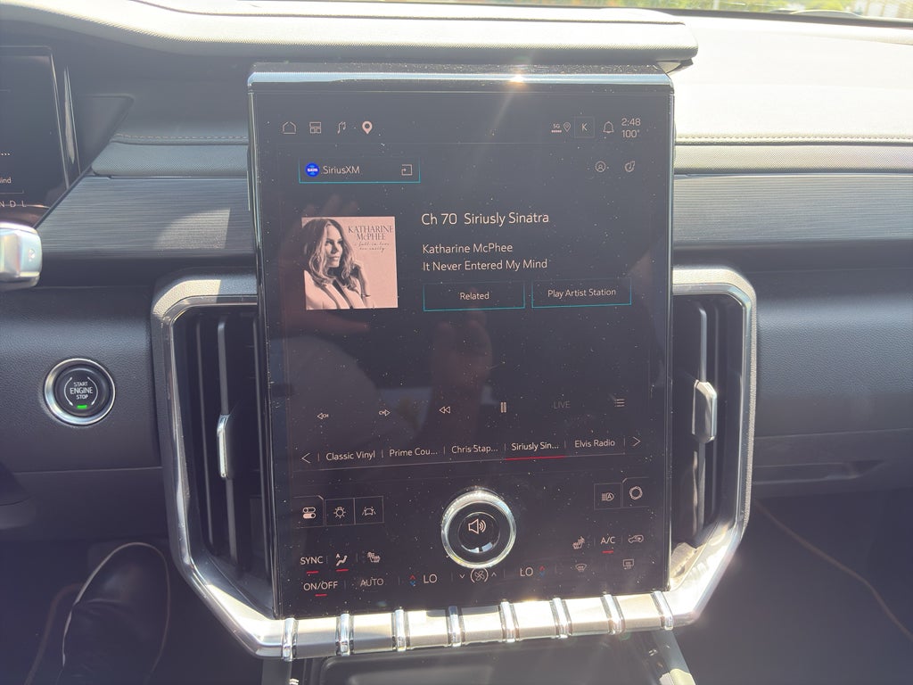 2025 GMC Acadia AT4