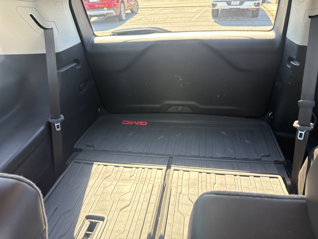 2020 GMC Acadia AT4