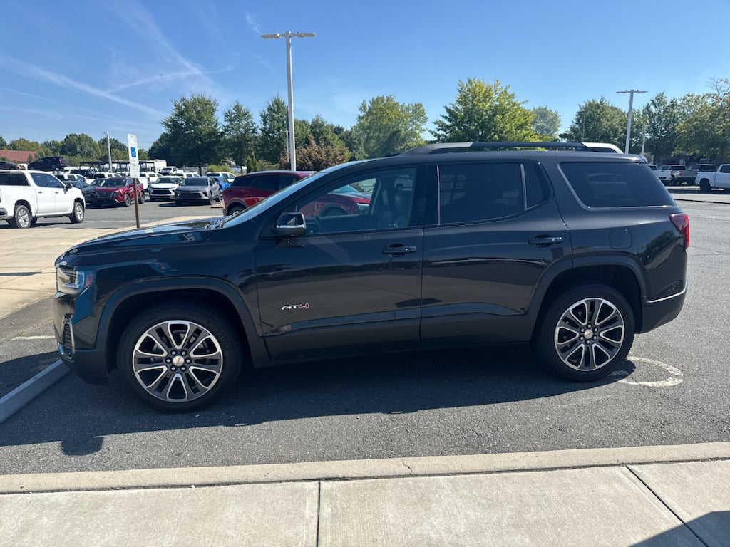2020 GMC Acadia AT4