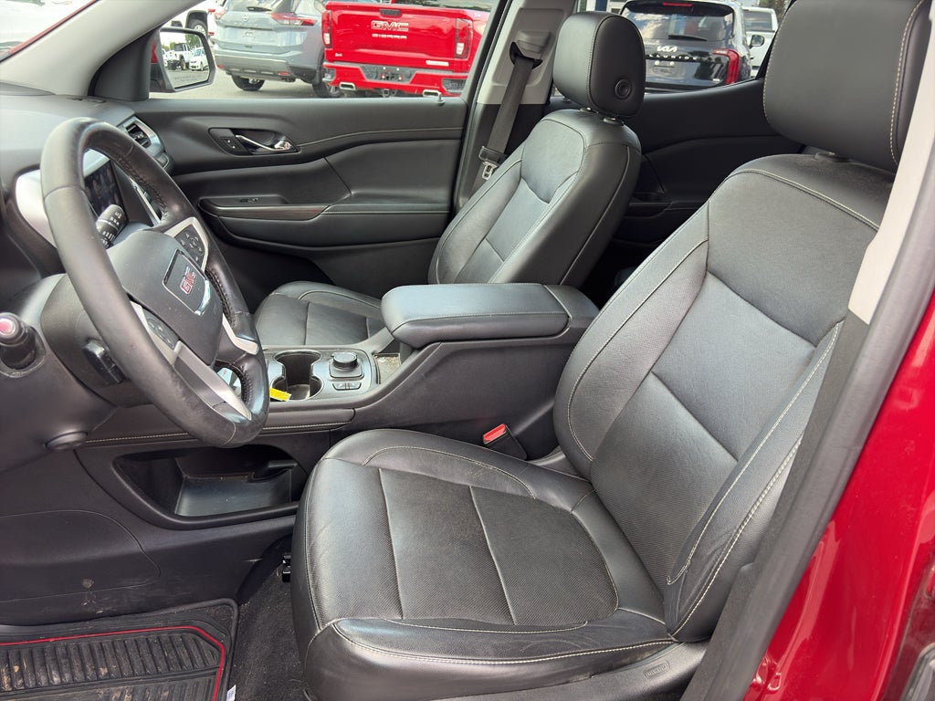 2020 GMC Acadia SLT
