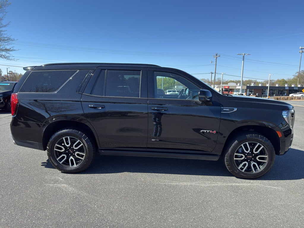 2023 GMC Yukon AT4