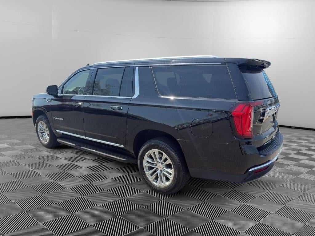 2023 GMC Yukon XL SLT