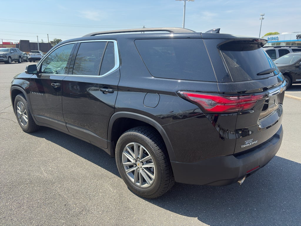 2022 Chevrolet Traverse LT Cloth