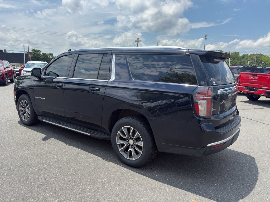 2022 Chevrolet Suburban LT