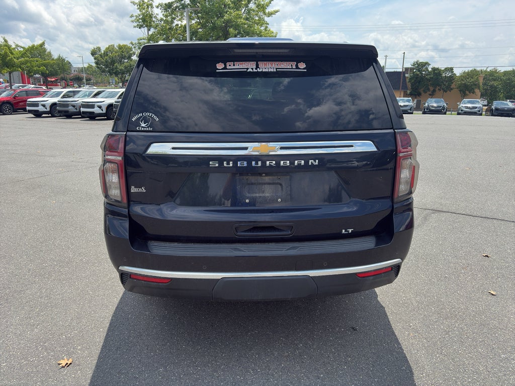 2022 Chevrolet Suburban LT