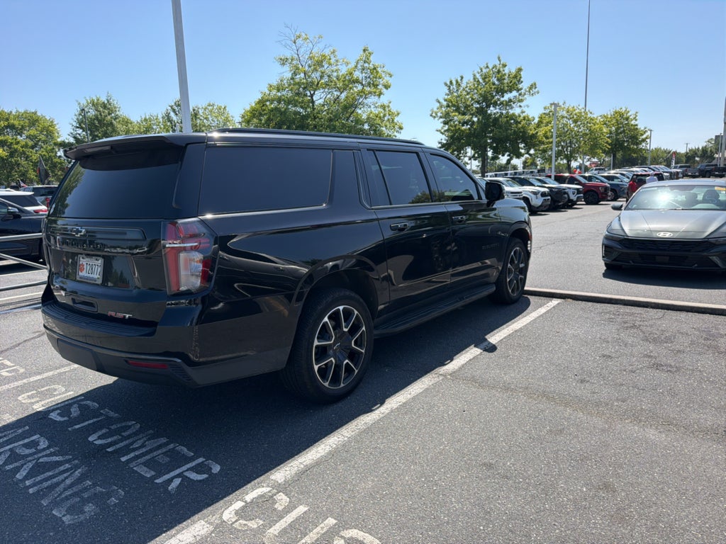 2021 Chevrolet Suburban RST