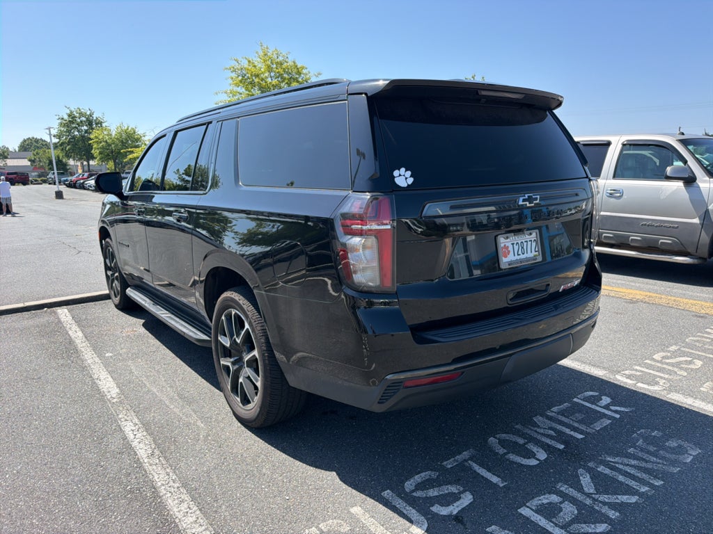 2021 Chevrolet Suburban RST