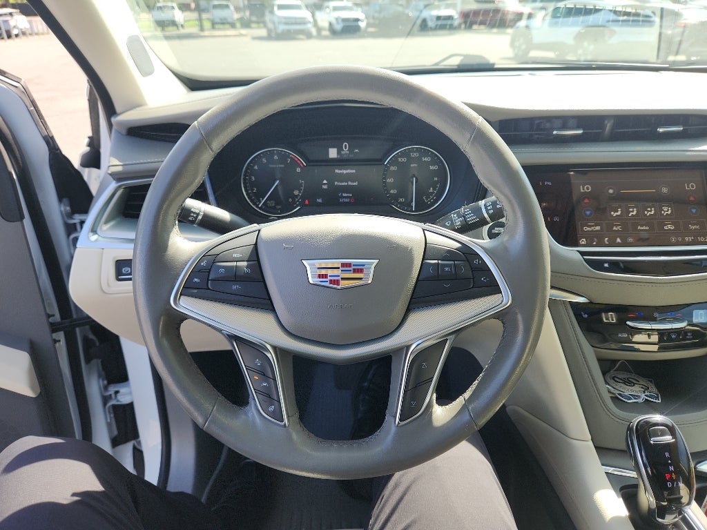 2023 Cadillac XT5 FWD Premium Luxury