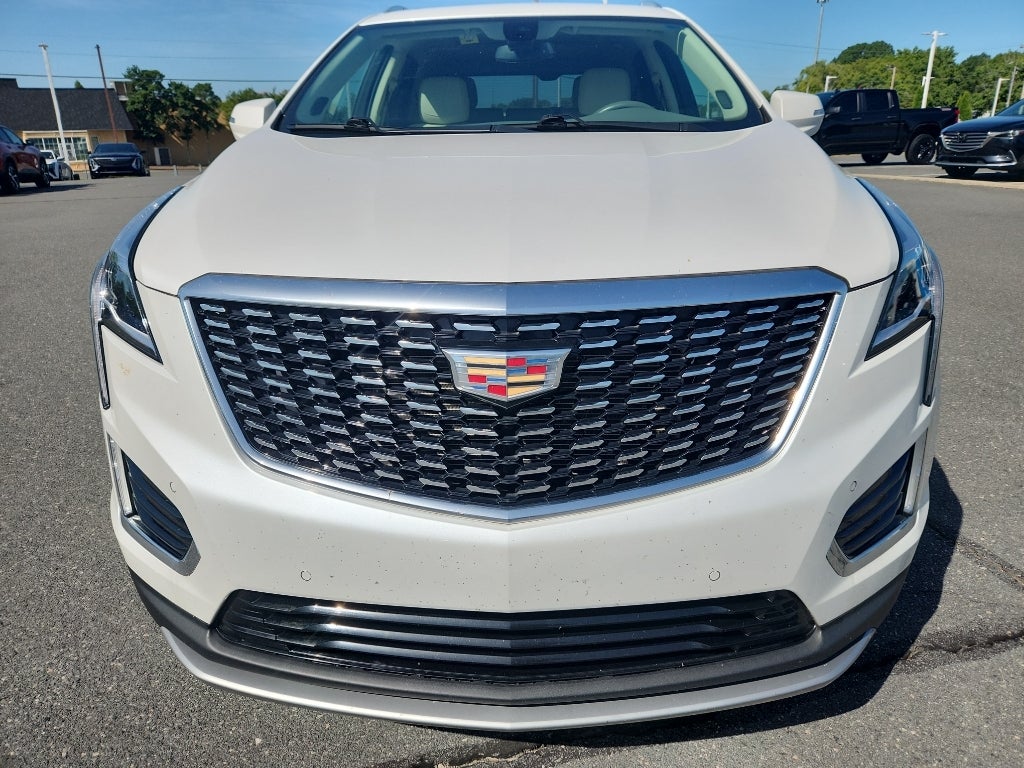 2023 Cadillac XT5 FWD Premium Luxury