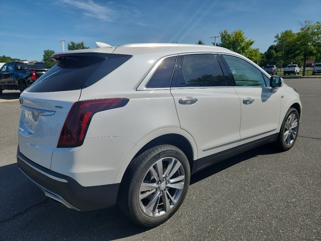 2023 Cadillac XT5 FWD Premium Luxury