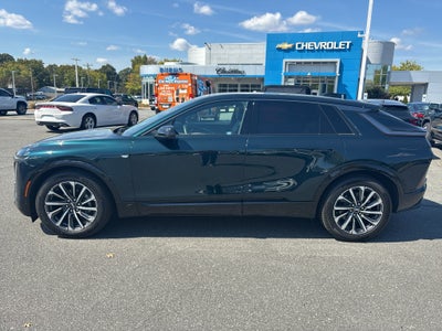 2024 Cadillac LYRIQ Sport 2