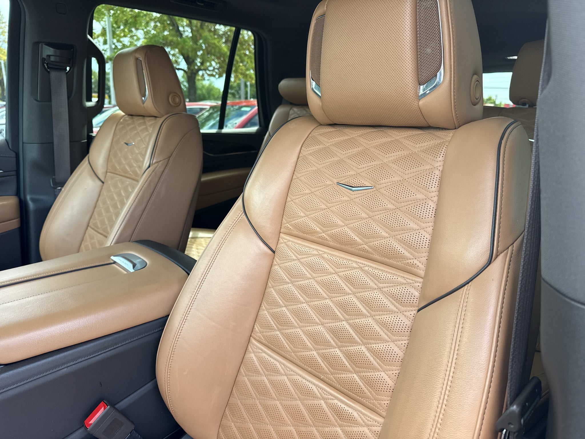 2023 Cadillac Escalade 4WD Premium Luxury