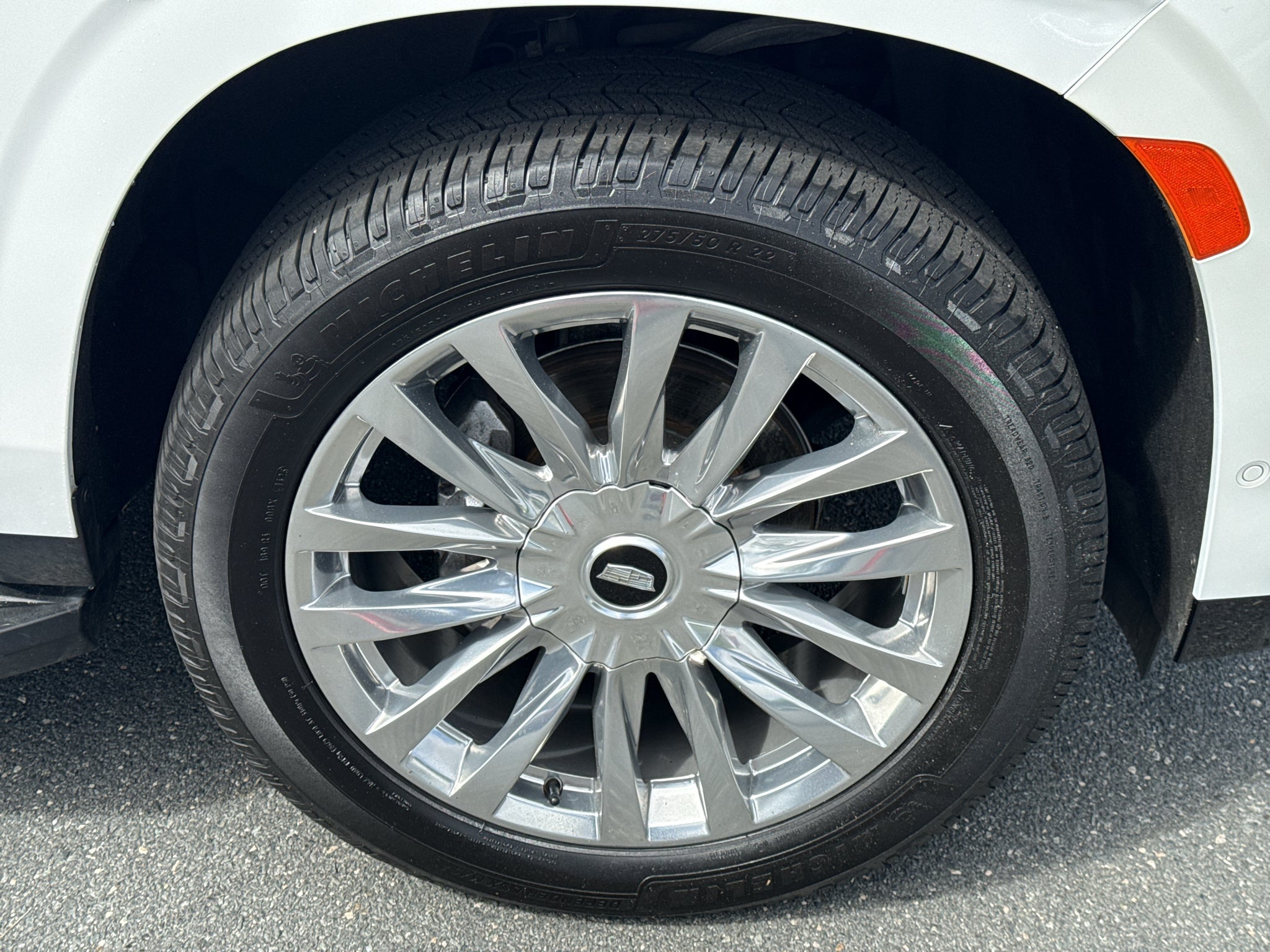 2023 Cadillac Escalade 4WD Premium Luxury