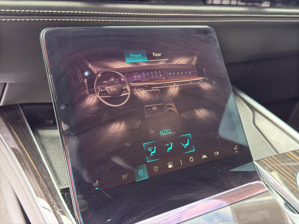 2025 Cadillac Escalade Premium Luxury