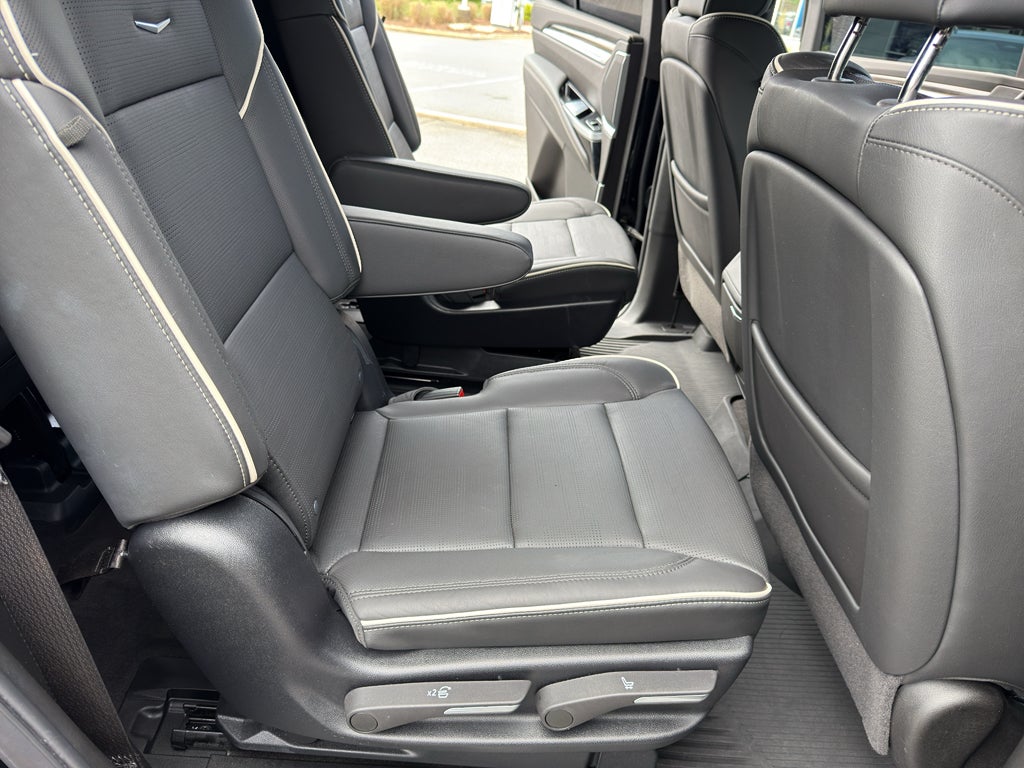2025 Cadillac Escalade Premium Luxury