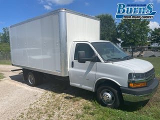 2022 Chevrolet Express Cutaway 3500 Base