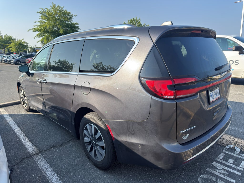 2021 Chrysler Pacifica Hybrid Touring L