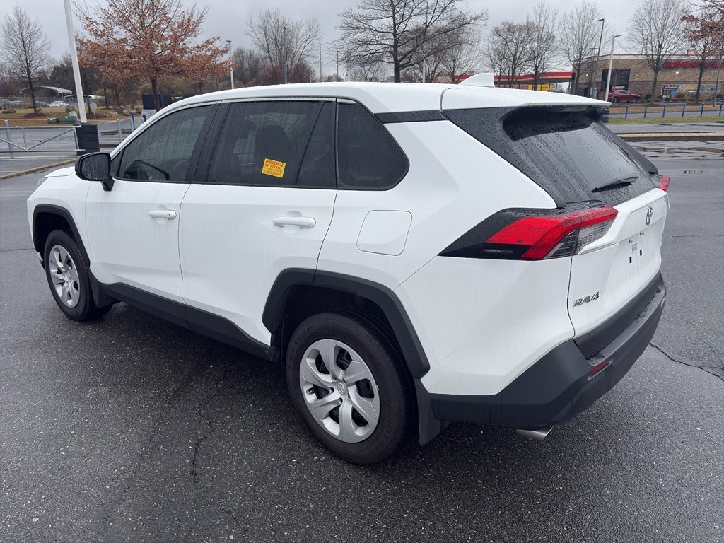 2025 Toyota RAV4 LE